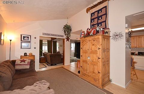 3rd image of 3509 Columbine Ct