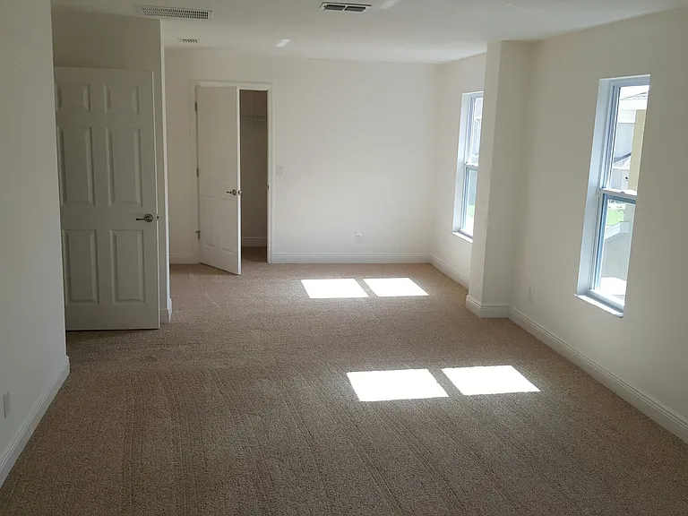 1065 Vinsetta Cir — Photo 15