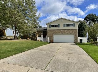 511 Allen Dr, Wadsworth, OH 44281