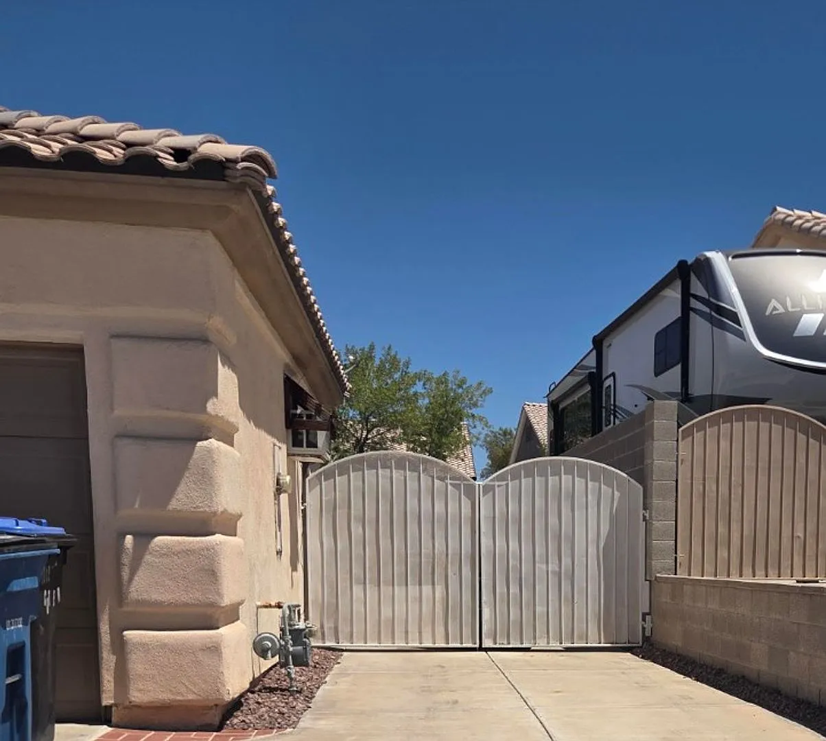Henderson!! Calico Ridge!! Single Story!!NO HOA!! — Photo 3