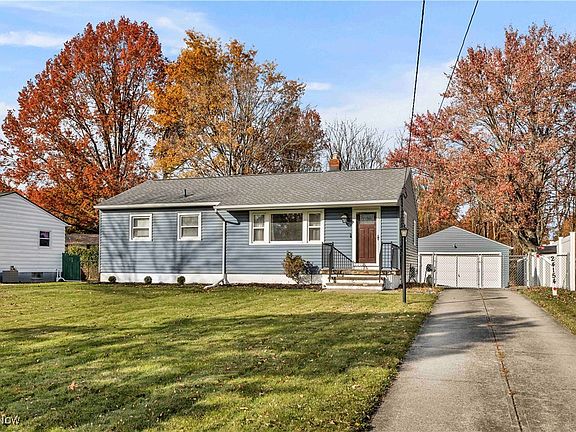 2nd image of 24154 Maria Ln