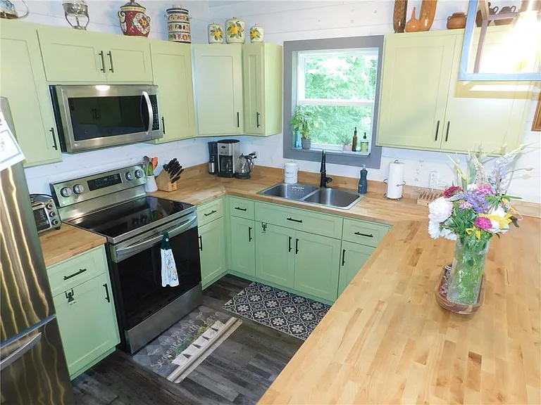 19 Pierces Pond Rd — Photo 13