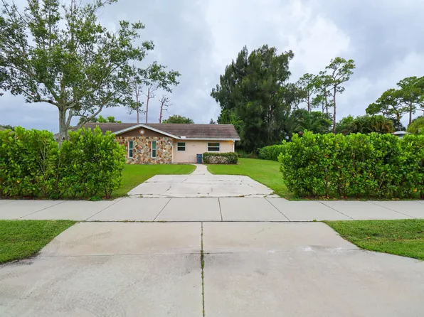 490 SW 34th Ter, Palm City, FL 34990