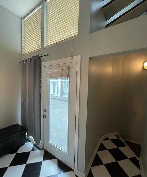 815 W Pensacola St #7 — Photo 8