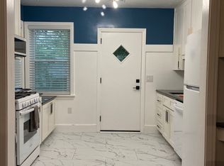 1009 Maxcy St, Columbia, SC 29201