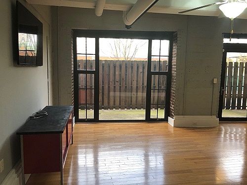 4th image of 1060 Worlds Fair Park Dr Unit 22