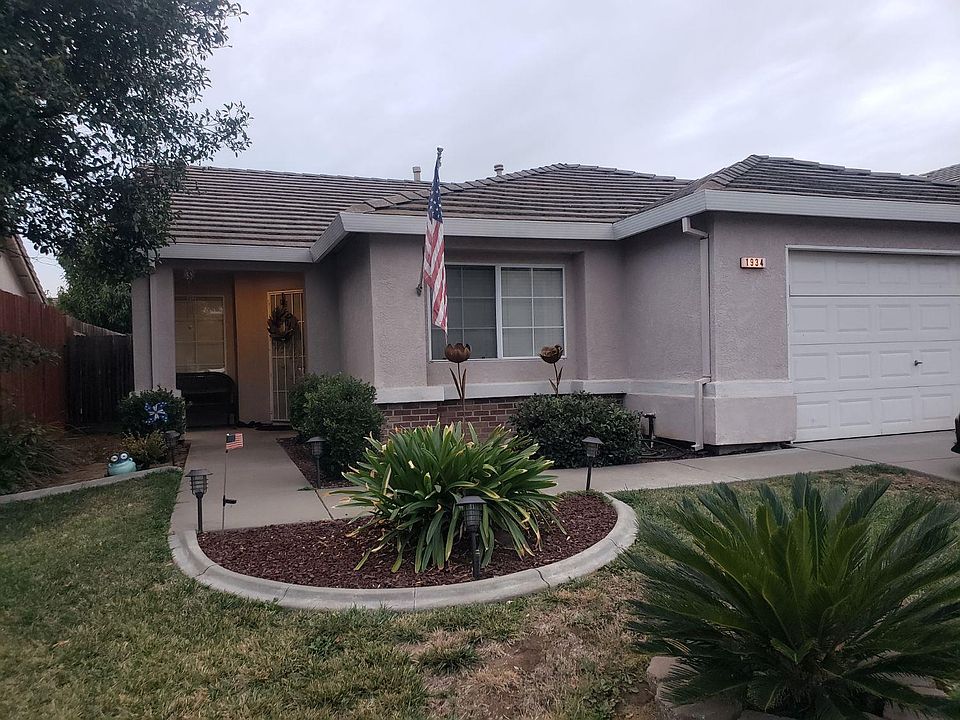 1st image of 1934 Dalisai Ct