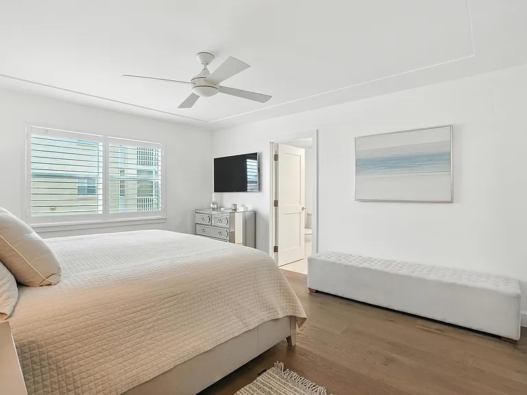 9517 Gulf Shore Dr #401 — Photo 56