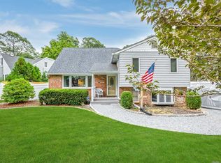 32 Crest Dr, East Northport, NY 11731