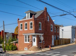27 Seymour St, Lancaster, PA 17603
