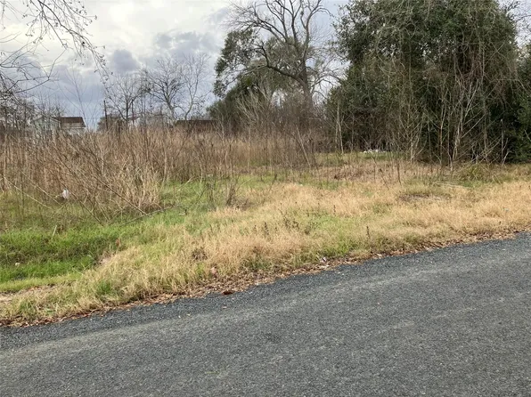 804 Dunlap St Lot 23, El Campo, TX 77437