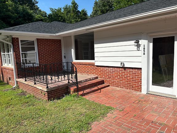 2nd image of 1656 Zinnia Ct