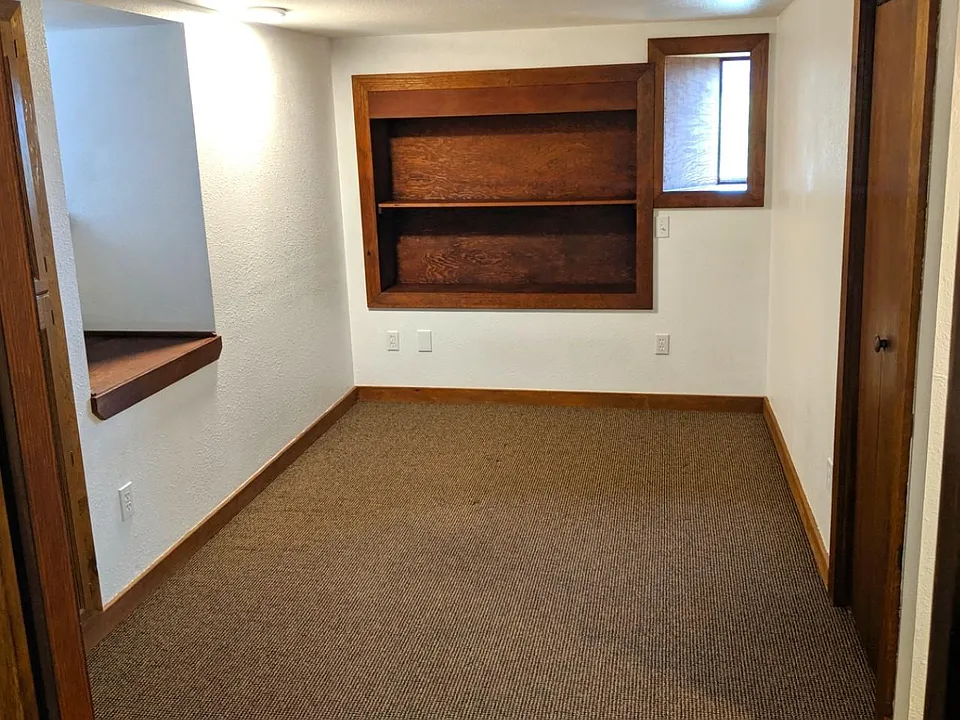 Bedroom #1