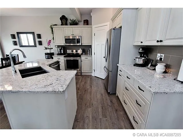 Building Photo - 41 McKelvey Close #41