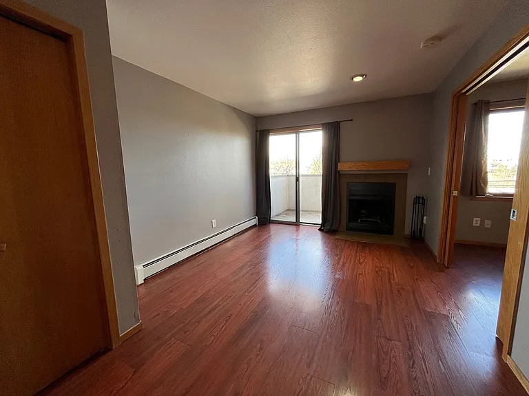2711 Mapleton Ave #15 — Photo 5