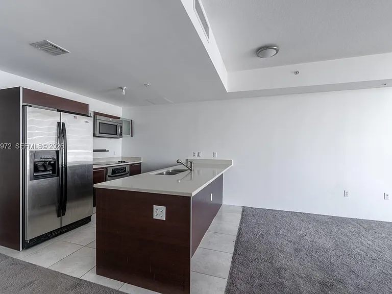 1900 N Bayshore Dr #3809 — Photo 8
