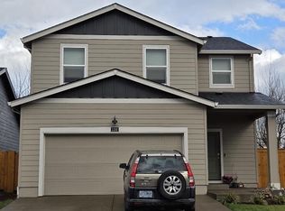 1150 Sparrow St, Woodburn, OR 97071