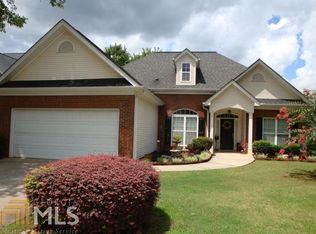 34 Village Park Dr, Newnan, GA 30265