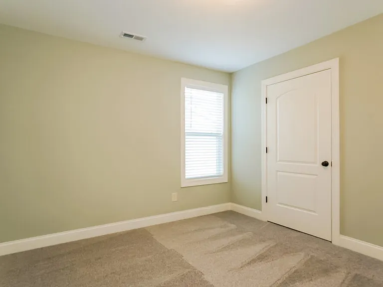 954 Airedale Trl — Photo 14