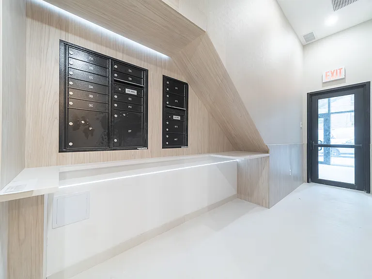 13255 41st Rd #PENTHOUSE — Photo 12