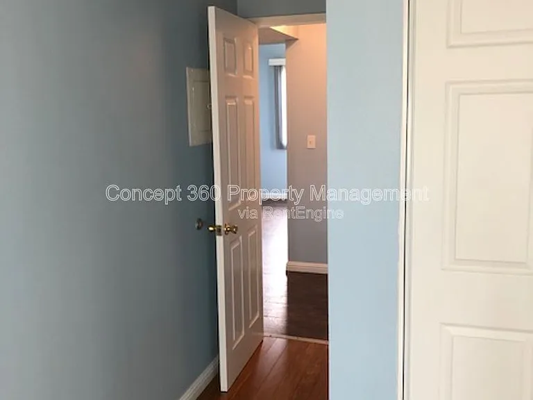 2934 E 11th St #101 — Photo 30