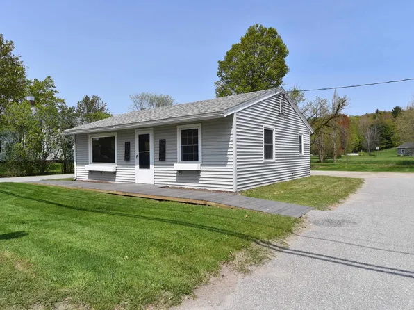 21 Park St, Underhill, VT 05489