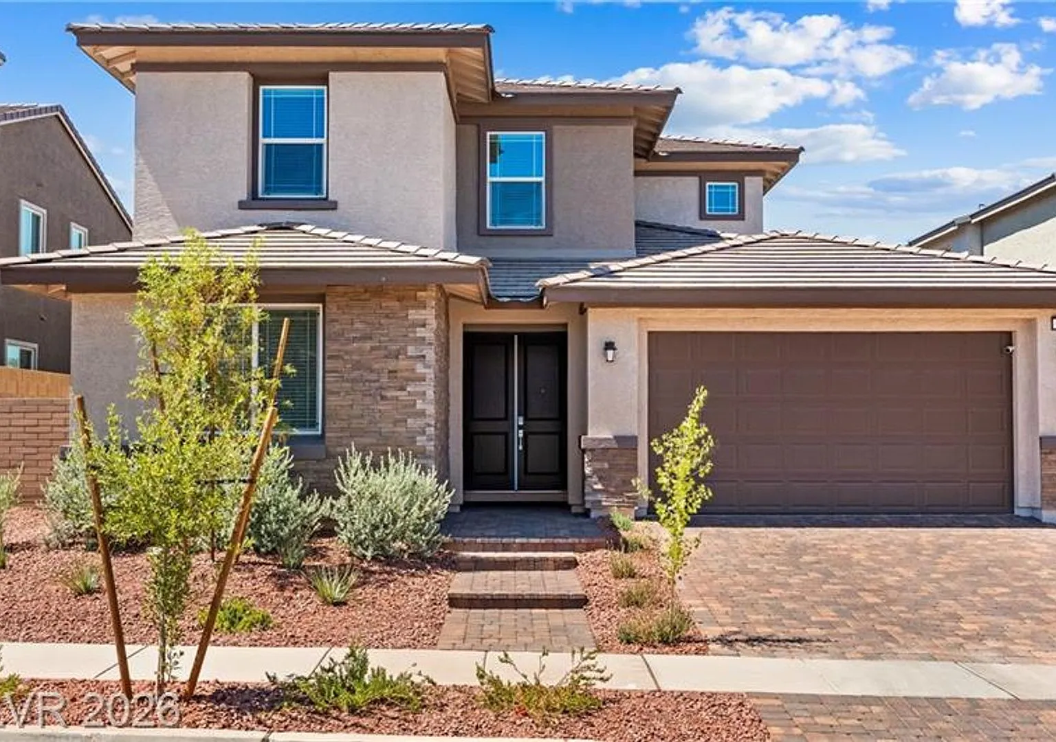 Beautiful 5-Bedroom Cadence Home with Loft & Downstairs Primary — Photo 1