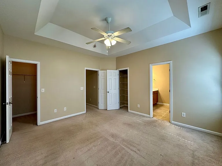 219 Highwoods Plantation Ave — Photo 7