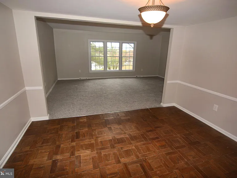 1666 Albermarle Dr — Photo 7