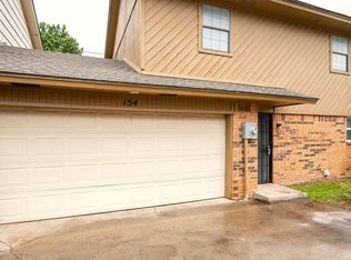 8300 NW 10th St APT 154, Oklahoma City, OK 73127
