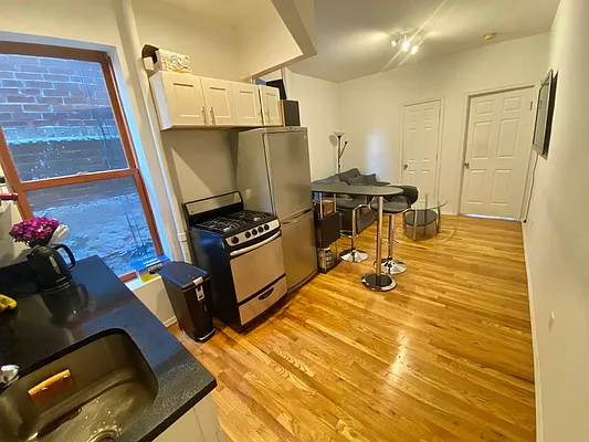 Rented by JM Preston Properties LLC | media 9