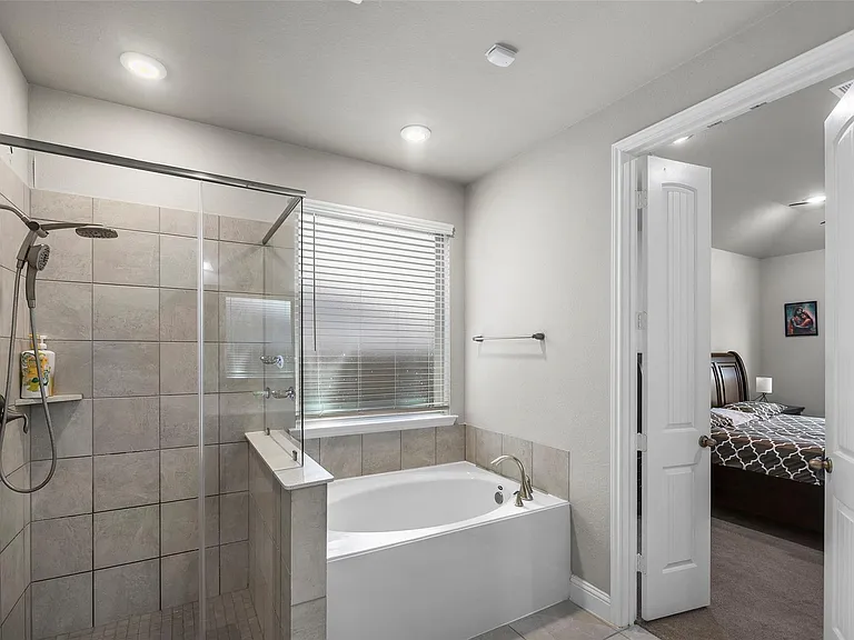 18606 Rock Quarry Trl — Photo 21