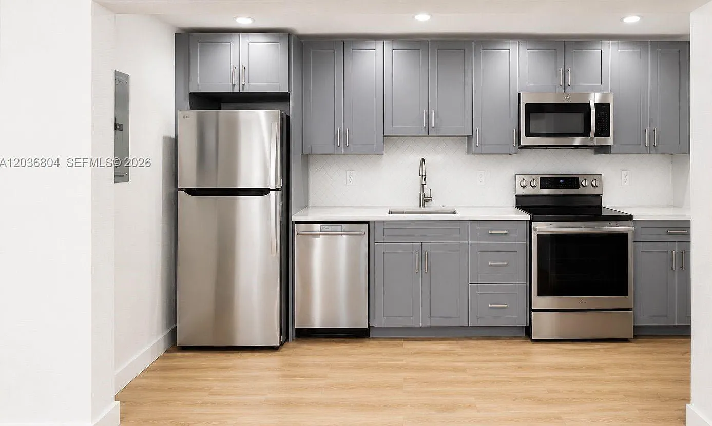 Sunset Point Condo — Photo 2
