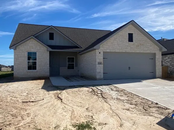 1226 Patriot Dr, College Station, TX 77845