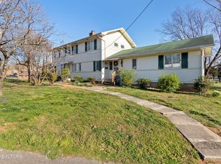 111 Vienna Rd, Oak Ridge, TN 37830