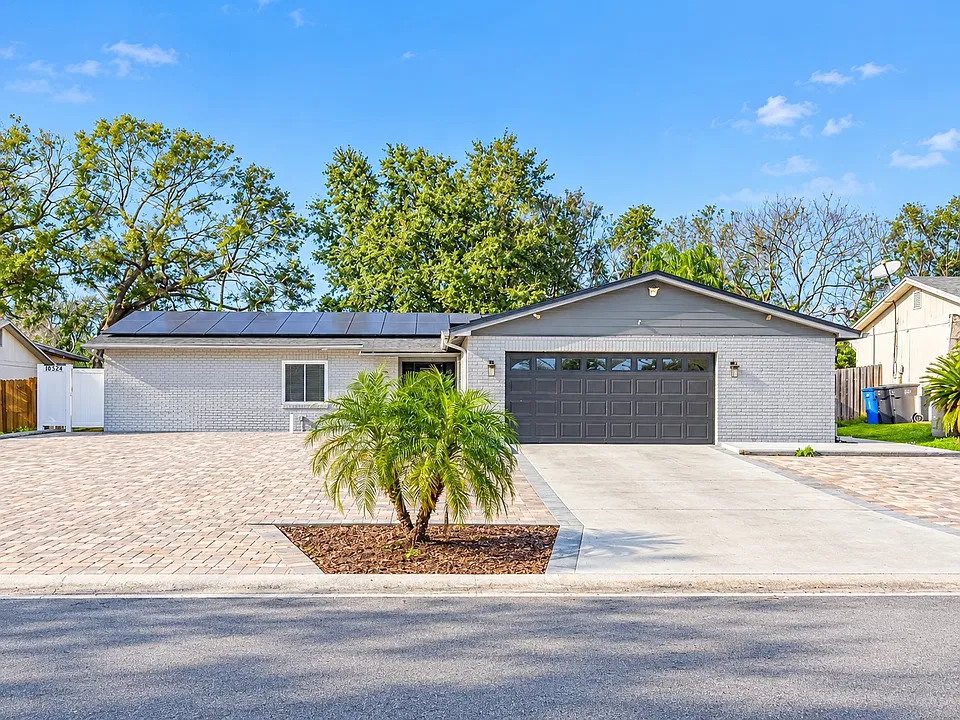 16324 Bonneville Dr