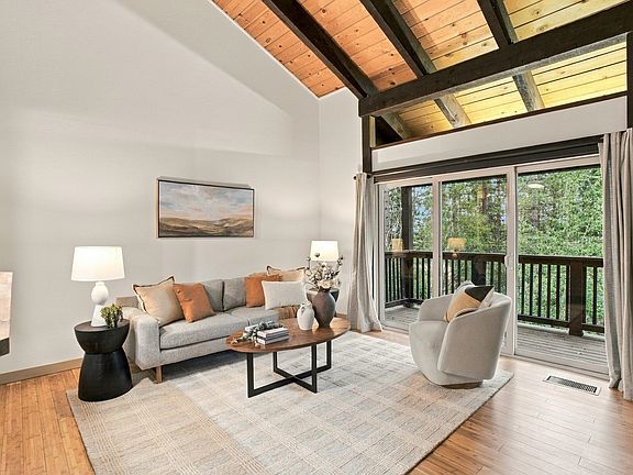 2nd image of 2755 N Lake Blvd #67