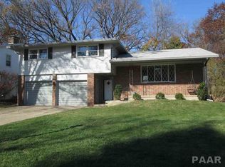1801 W Teton Dr, Peoria, IL