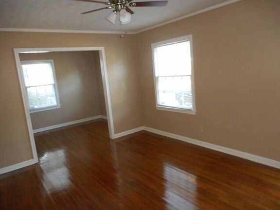 3827 Wilshire_10142015