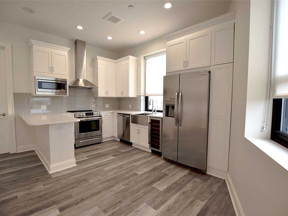1st image of 35 Broadway #B