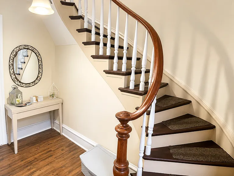 26 Hammond St #2 — Photo 10