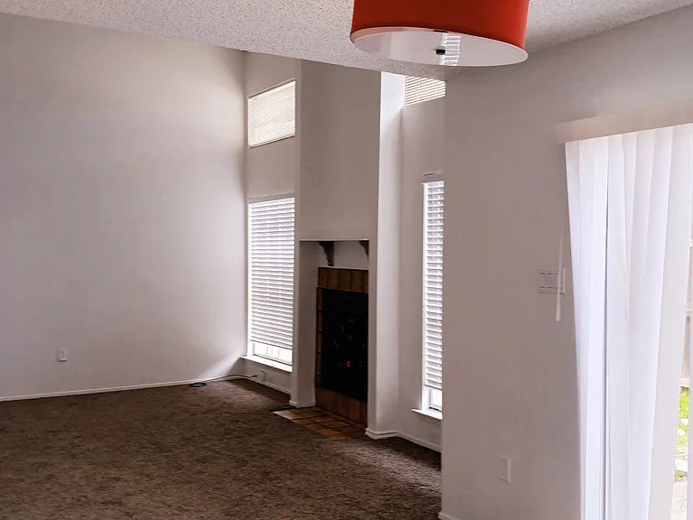 12915 Burninglog Ln — Photo 12