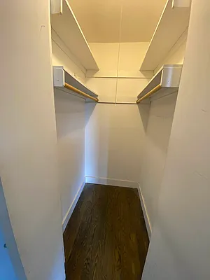 Rented by City Prime Commercial Realty  | media 5