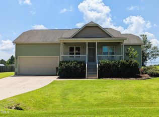 290 Wynnridge Dr, Angier, NC 27501