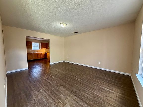3rd image of 1308 Harmony St Unit A