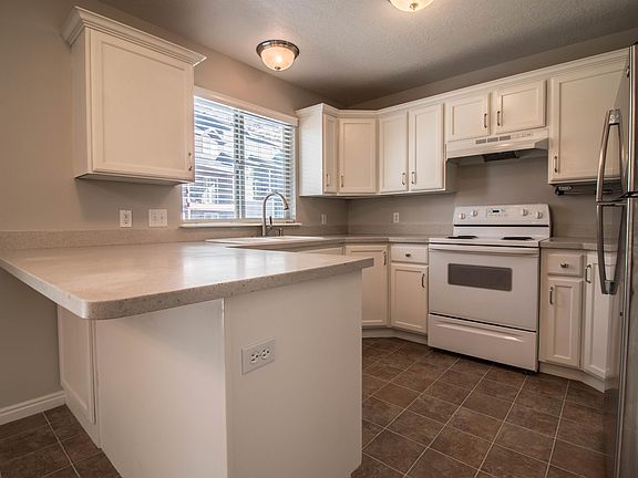 2nd image of 3830 W Morgan Blvd #1