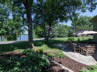 30900 N Lakes Trl, Lindstrom, MN 55045