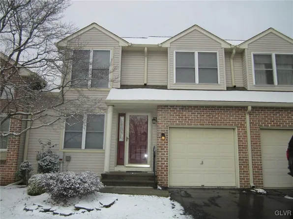 324 Surrey Pl, Macungie, PA 18062