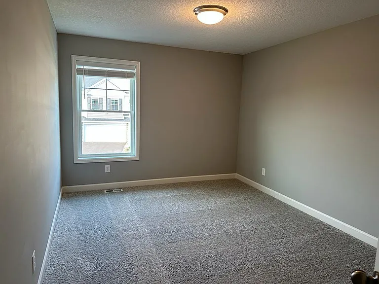 11012 Zest St NE — Photo 10