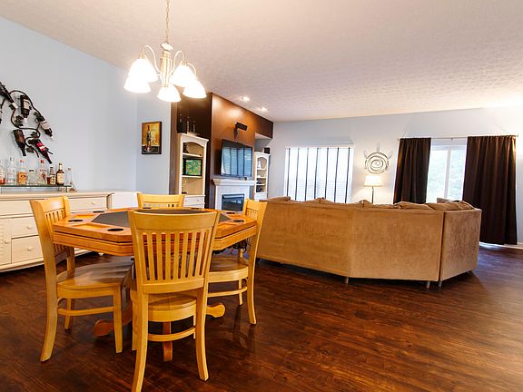 3rd image of 4006 Darby Park Rd #1